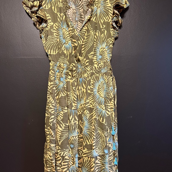 Omika Billie Midi Dress - Picture 16 of 16